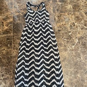 Black and White Chevron Maxi Dress Forever 21 Size Large